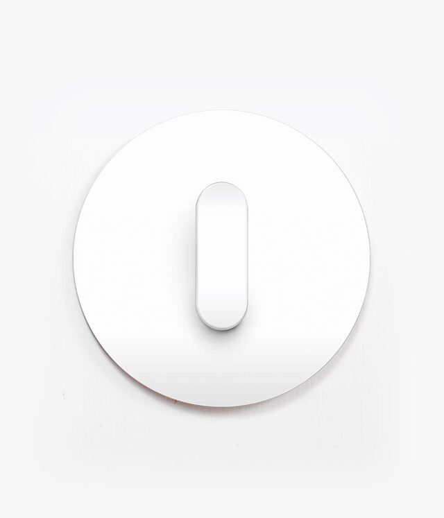 R.Classic Pure White
