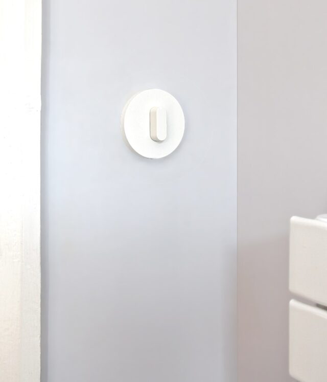 R.Classic Pure White