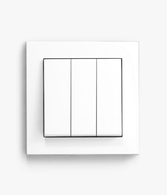 GIRA E2 Classic white glossy light switch