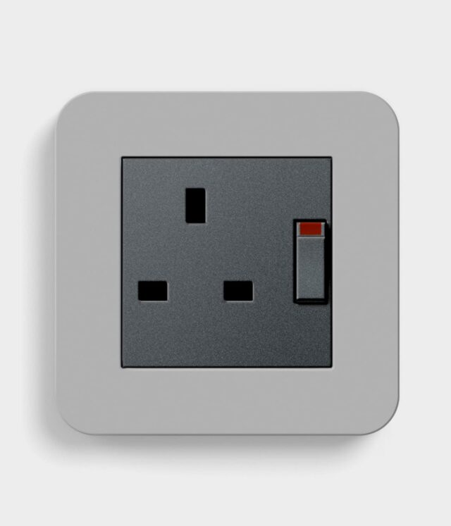 GIRA E3 Mid Grey/Anthracite single socket