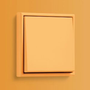 Jung LS 990 Les Couleurs Ocre Jaune Clair “1959”
