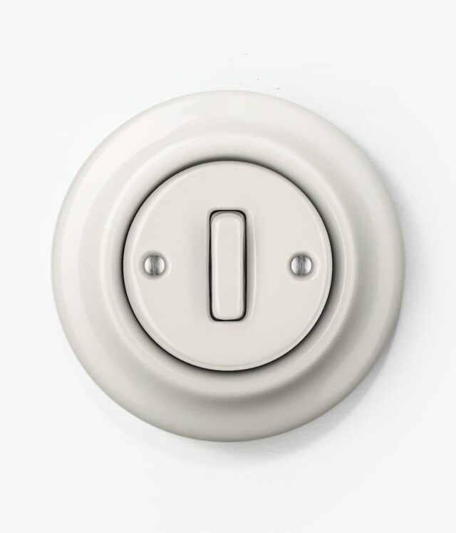 Katy Paty Roo Alba white porcelain light switch