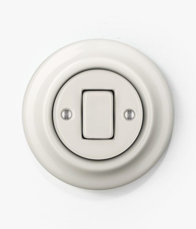 Katy Paty Roo Alba white porcelain light switch